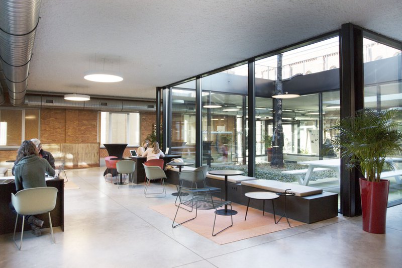 De Punt patio